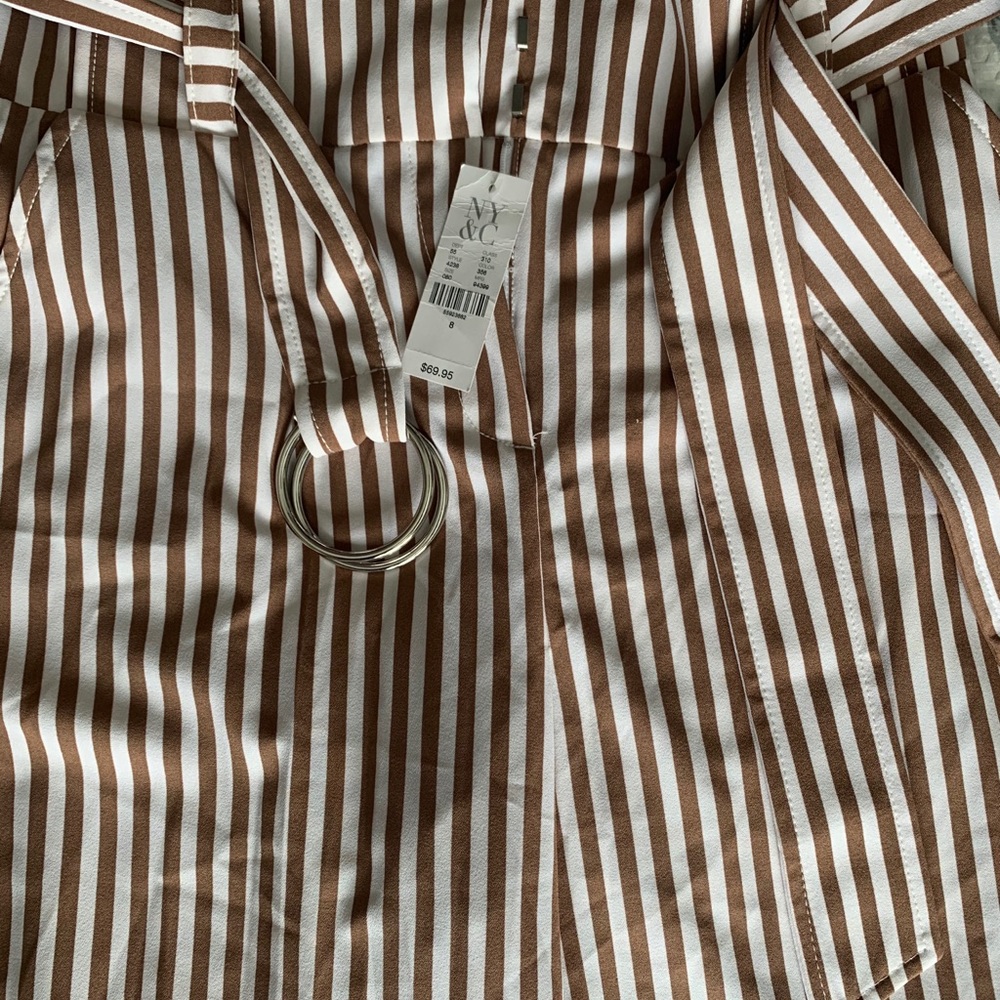 NWT Juniors size 8 flowy leg dress pants